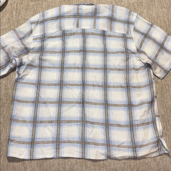 Large Men's Linen Button up shirt cruise vacation everyday Islander - Picture 4 of 4